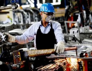 Japan Business Survey Shows Slight Improvement in Outlook for Manufacturers