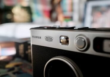Polaroid’s Flip Camera Pushes Back Against Digital Overload With a Red Button and a Little Sonar Magic