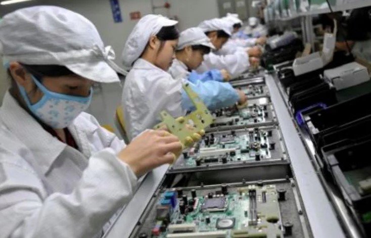 apple-iphone-factory-china