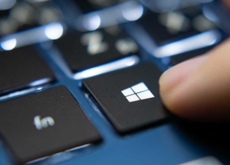 Microsoft Recall tool Windows screen history AI
