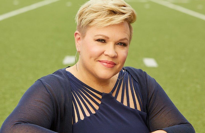 holly rowe espn college football sideline