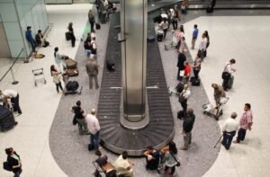 Airlines Cut Baggage Blunders as Tracking Tech Meets Delivery App Expectations