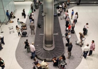 lost luggage airport baggage tracking