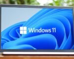 windows-11-running-on-laptop-computer
