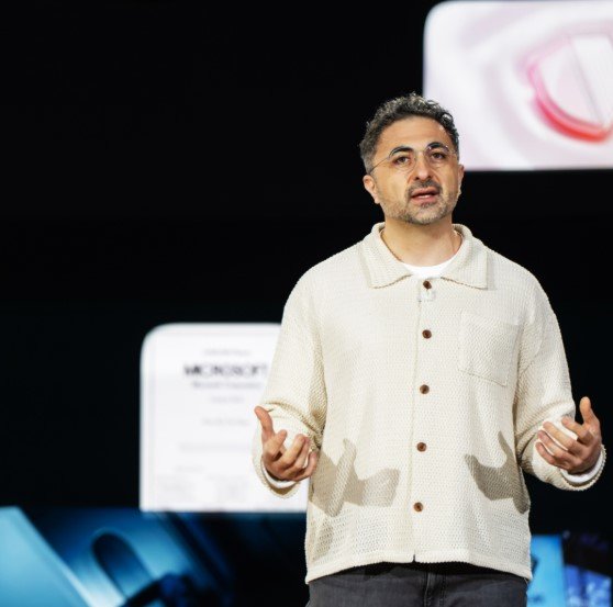 GitHub CEO Thomas Dohmke speaking at technology