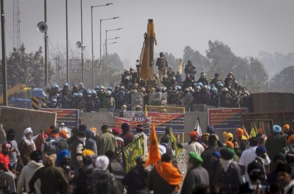 farmers protesting banking