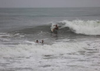 hurricane waves outer banks
