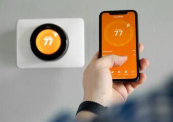smart thermostat device