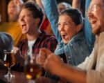 sports bar crowd