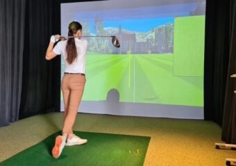 indoor golf simulator