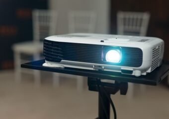 portable projector