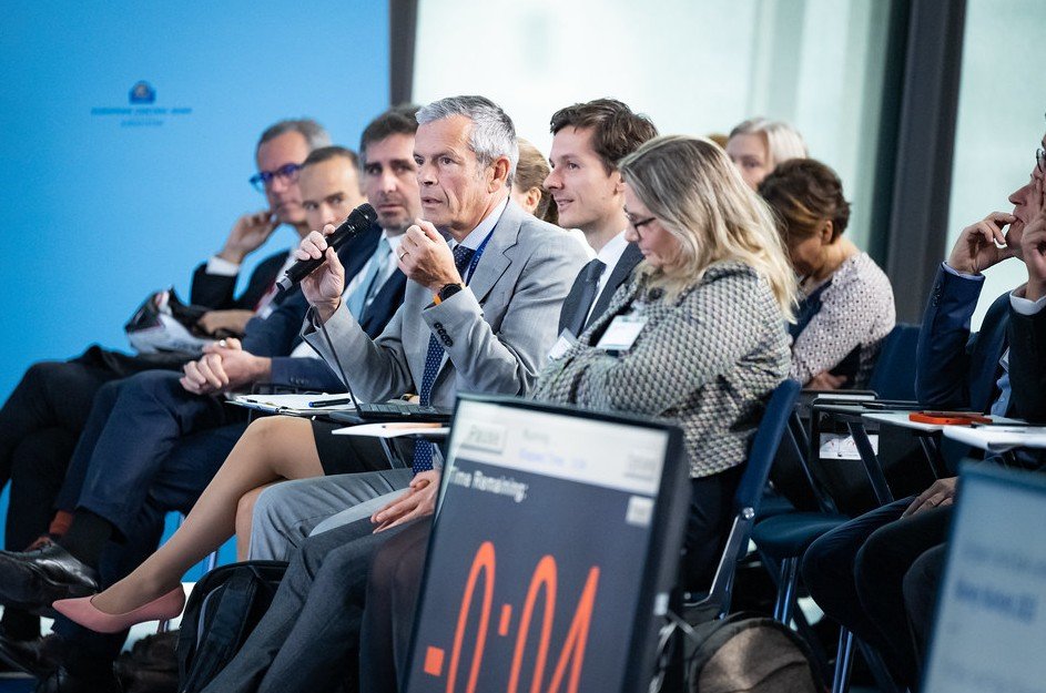 financial regulator meeting