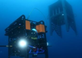 underwater rov robot