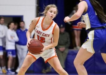 Lyza Prickelmyer basketball