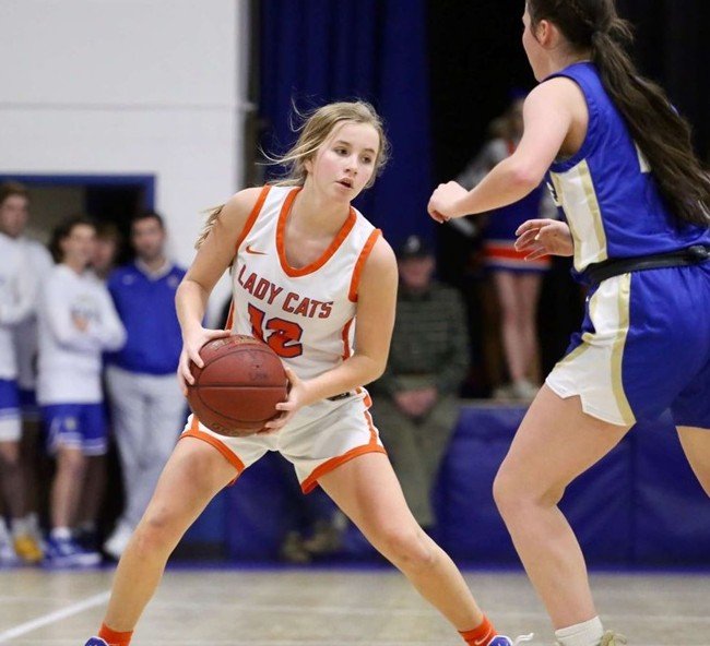 Lyza Prickelmyer basketball