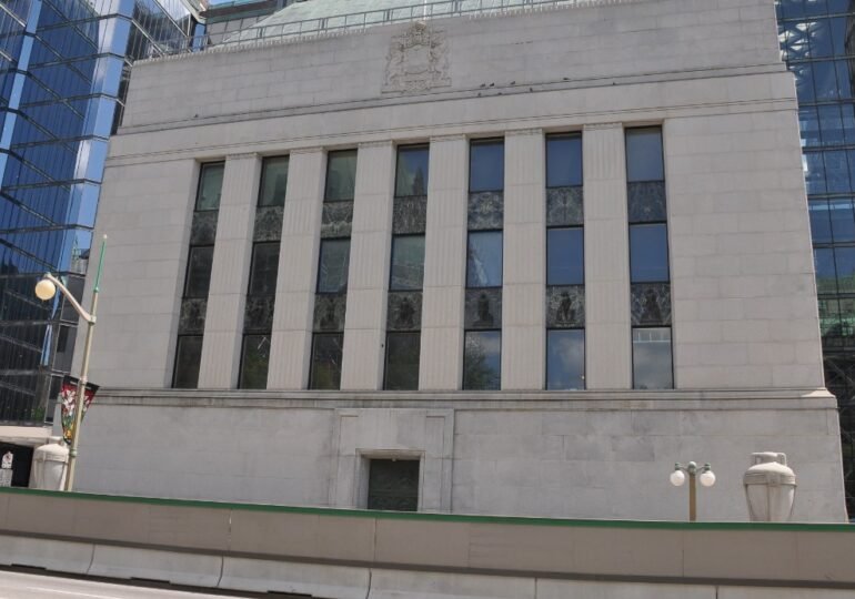 Trade Uncertainty Hits Canadian Banks in 2026