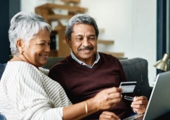 Canadian seniors bank branch