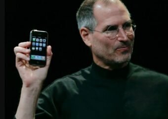 Steve Jobs iPhone 2007