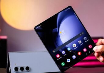 samsung foldable phone