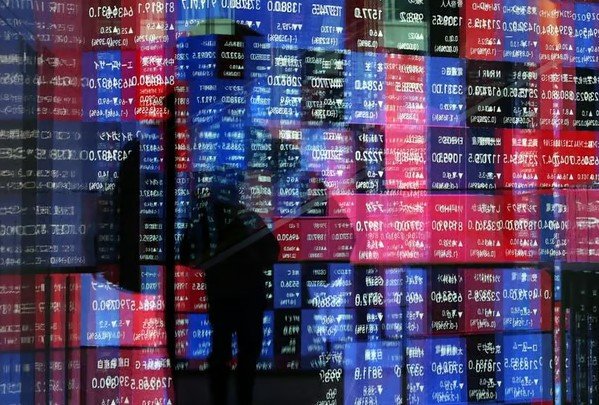 oil-prices-surge-iran-conflict-market-crash