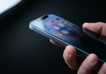 Xiaomi’s Privacy Display Could Be All Software, Not Hardware