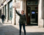 UK crypto holders rally against bank transfer blocks