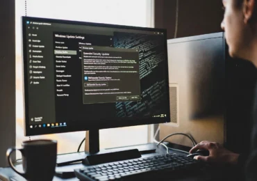 Microsoft Extends Free Windows 10 Security Updates to October 2027