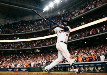Alvarez Hits 192nd Home Run to Reach Sixth in Astros History