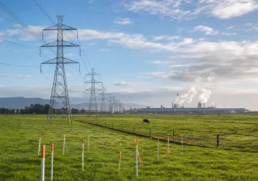 Makarewa’s AI Data Centre Echoes Southland’s Smelter Fight