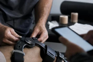 Elite Athletes Learn Patience as Their Recovery Becomes Public Content