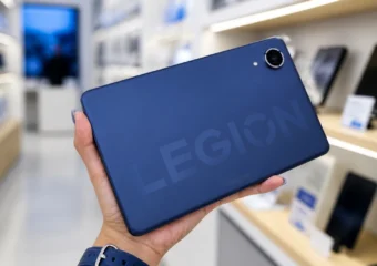 Lenovo Legion Y700 Infinite dark blue tablet real photos